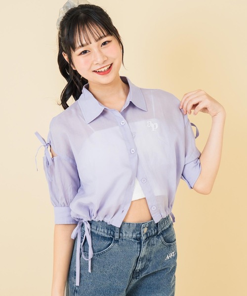 ANAP GｉRL（アナップガール）の「肩リボン シアー デザイン シャツ【キッズお揃い】（シャツ/ブラウス・キッズ・ホワイト/スミクロ/ラベンダー/ベージュ/ブラック×ホワイト・M/S/XS）」の5枚目の写真