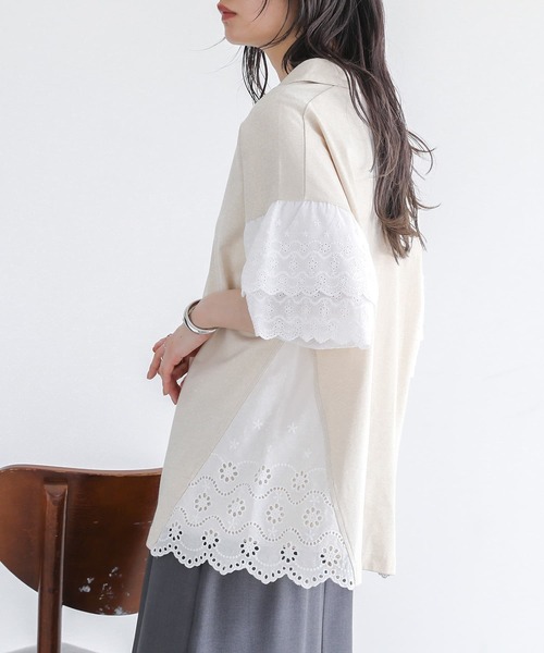 somari imagination（ソマリ イマジネーション）の「『コットンレース切り替えポロカットソー』（ポロシャツ・レディース・ブルー/ブラック/ライトベージュ・2/1）」の5枚目の写真