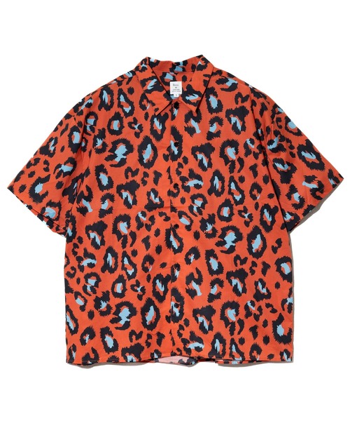 Revo.（レボ）の「Revo./レヴォ　ペイント レオパードパターン SSシャツ（シャツ/ブラウス・メンズ・レッド/パープル/ホワイト・LARGE/MEDIUM）」の3枚目の写真