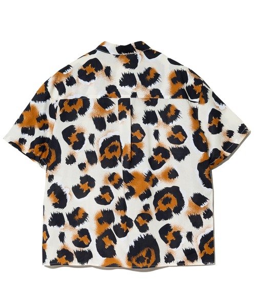 Revo.（レボ）の「Revo./レヴォ　ペイント レオパードパターン SSシャツ（シャツ/ブラウス・メンズ・レッド/パープル/ホワイト・LARGE/MEDIUM）」の12枚目の写真