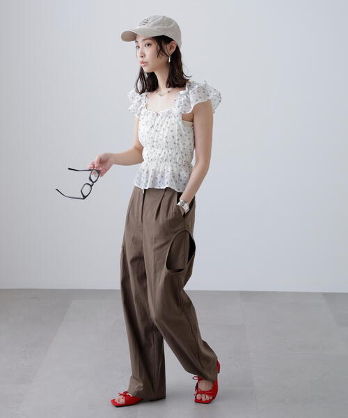 FREE'S MART（フリーズマート）の「◆サイドサークルカットパンツ（その他パンツ・レディース・ベージュ/ブラウン・SMALL/MEDIUM）」の14枚目の写真