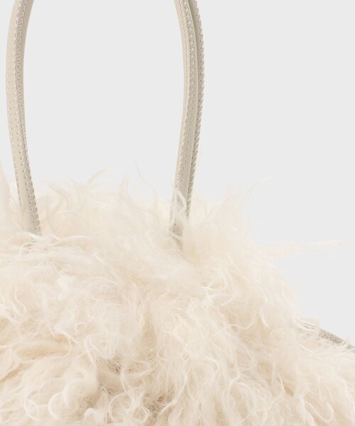 GRACE CONTINENTAL（グレースコンチネンタル）の「カールファーバッグ（ハンドバッグ・レディース・キナリ・FREE）」の6枚目の写真