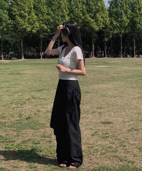 sorule(ソルレ)の「レイヤードラップパンツ(その他パンツ・レディース・ホワイト/ブラック・FREE)」の8枚目の写真