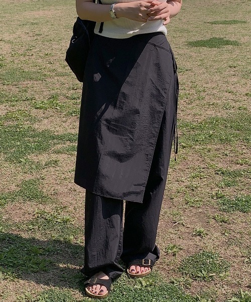 sorule(ソルレ)の「レイヤードラップパンツ(その他パンツ・レディース・ホワイト/ブラック・FREE)」の11枚目の写真