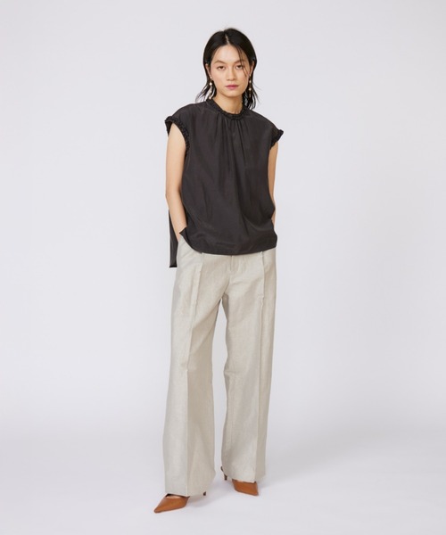 INED（イネド）の「ラメワンタックワイドパンツ【セットアップ対応】（その他パンツ・レディース・ベージュ・7号/9号/11号）」の5枚目の写真