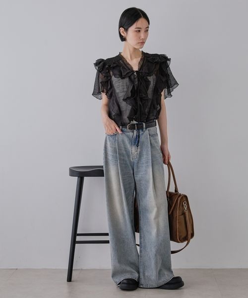 JEANASIS（ジーナシス）の「ウーブンシアーラッフルブラウス/574920（シャツ/ブラウス・レディース・ブラック/ライトベージュ/ホワイト・FREE）」の18枚目の写真