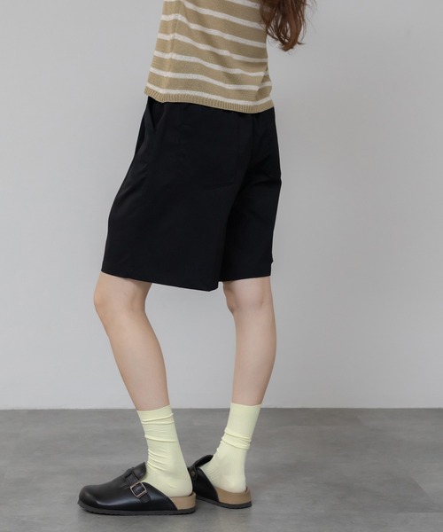 HEILIS(ヘイリス)の「【新色追加】ツイルハーフパンツ/ボトムス センタープレス ショートパンツ ショーツ ウエストゴム アイボリー ブラック 韓国 カジュアル ノームコア トラッド 夏服 春服 秋服 冬服(その他パンツ・レディース・ブラック/アイボリー/ベージュ・FREE)」の6枚目の写真