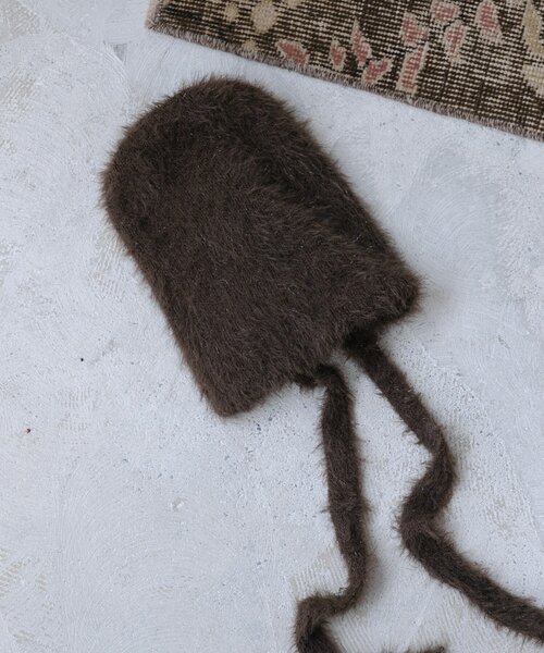 Kastane(カスタネ)の「ファーリボンビーニー(ニットキャップ/ビーニー・レディース・アイボリー/グレー/ブラウン・FREE)」の11枚目の写真