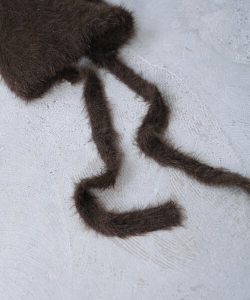 Kastane(カスタネ)の「ファーリボンビーニー(ニットキャップ/ビーニー・レディース・アイボリー/グレー/ブラウン・FREE)」の9枚目の写真