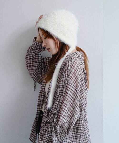 Kastane(カスタネ)の「ファーリボンビーニー(ニットキャップ/ビーニー・レディース・アイボリー/グレー/ブラウン・FREE)」の4枚目の写真