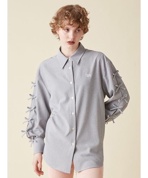 FURFUR(ファーファー)の「リボンスリーブシアーシャツ(シャツ/ブラウス・レディース・ブラック/サックスブルー/ホワイト・F)」の2枚目の写真