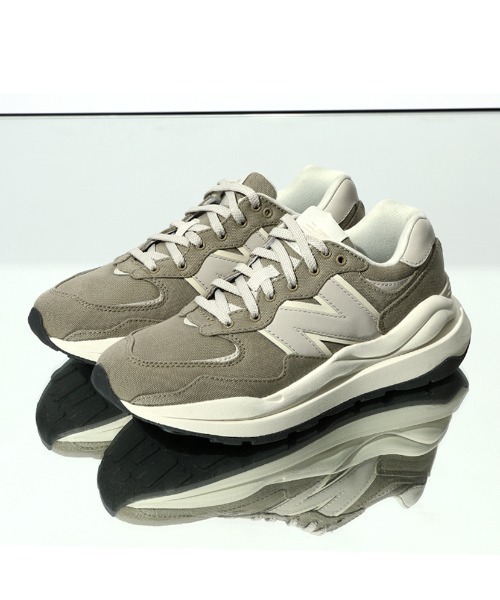New Balance カーディガン 900 1982 X-LRG未使用 New Balance カーディガン 900 1982 X-LRG未使用 The 990v6