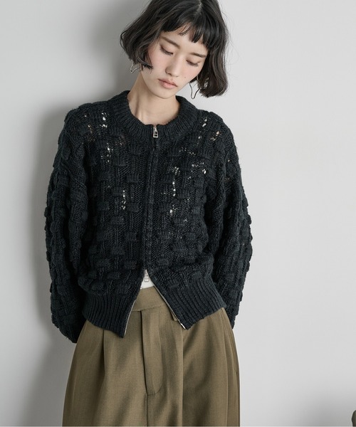 THE YOn(ザヨン)の「ジャガードニットダブルZIPカーディガン(カーディガン/ボレロ・レディース・サーモンピンク/ブラック/アイボリー・FREE)」の19枚目の写真