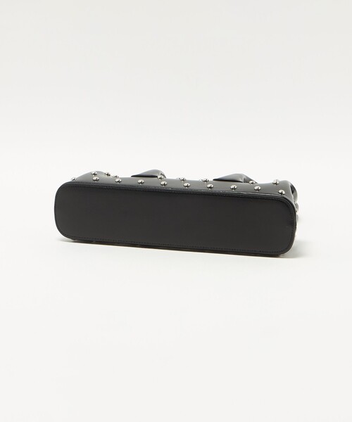 OSOI（オソイ）の「＜OSOI＞BOAT WIDE MINI STUD バッグ（ショルダーバッグ・レディース・ブラック・FREE）」の9枚目の写真
