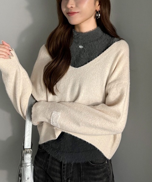 mily bilet(ミウィビレット)の「【mily bilet】セットアイテムで大人の余裕を演出。ブランドネーム使い異素材フェザーニットアンサンブル(ニット/セーター・レディース・アイボリー/モカ/チャコールグレー・LARGE/MEDIUM/SMALL/X-LARGE)」の5枚目の写真