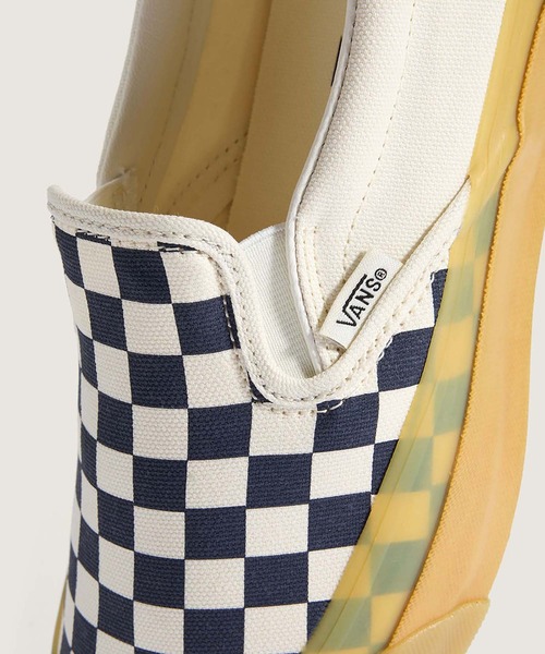 VANS(バンズ)の「VANS PREMIUM スリッポン / LX Classic Slip-On 98 CHECKERB VN000E96GR11(スリッポン・メンズ・ネイビー系・4.5/5/5.5/6/6.5/7/7.5/8/8.5/9/10/10.5/11/12/9.5/4)」の3枚目の写真