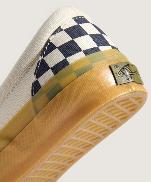 VANS(バンズ)の「VANS PREMIUM スリッポン / LX Classic Slip-On 98 CHECKERB VN000E96GR11(スリッポン・メンズ・ネイビー系・4.5/5/5.5/6/6.5/7/7.5/8/8.5/9/10/10.5/11/12/9.5/4)」の2枚目の写真