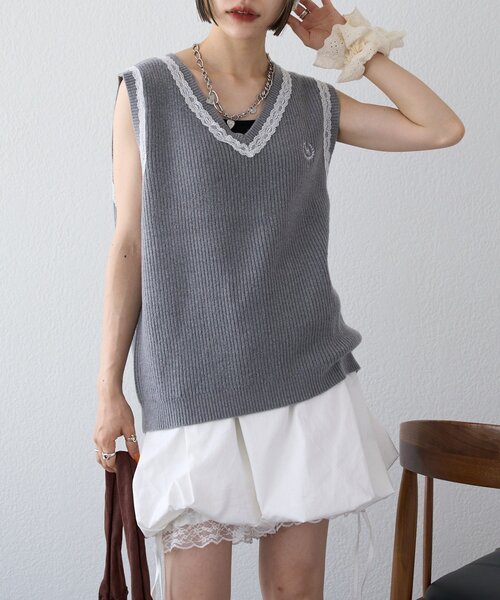 w closet（ダブルクローゼット）の「【25AW】レースニットベスト（ベスト・レディース・ネイビー/グレー/ブルー・FREE）」の6枚目の写真