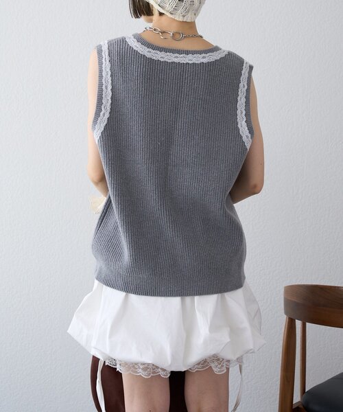 w closet（ダブルクローゼット）の「【25AW】レースニットベスト（ベスト・レディース・ネイビー/グレー/ブルー・FREE）」の10枚目の写真