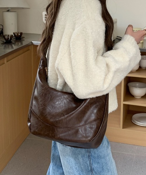cammie(キャミー)の「ショルダーバッグ(ショルダーバッグ・レディース・ブラウン/ブラック・FREE)」の8枚目の写真