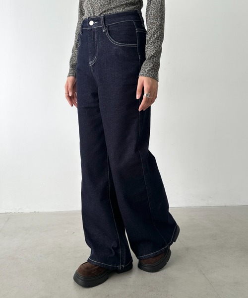 Bamm（バム）の「バギーワイドデニムパンツ（デニムパンツ・レディース・ブルー/カモフラージュ/ネイビー・L/M）」の2枚目の写真