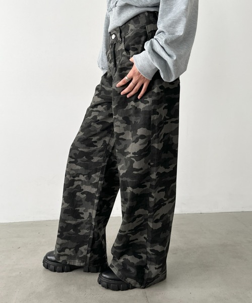 Bamm（バム）の「バギーワイドデニムパンツ（デニムパンツ・レディース・ブルー/カモフラージュ/ネイビー・L/M）」の20枚目の写真