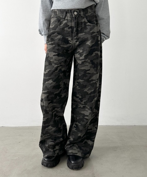 Bamm（バム）の「バギーワイドデニムパンツ（デニムパンツ・レディース・ブルー/カモフラージュ/ネイビー・L/M）」の18枚目の写真