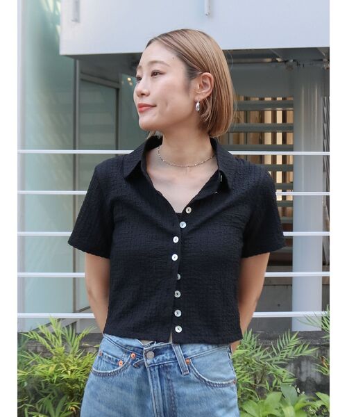 Ungrid(アングリッド)の「カットジャカードポロシャツ(ポロシャツ・レディース・ブラック/オフホワイト・FREE)」の3枚目の写真