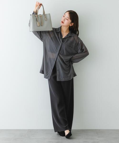 RODE SKO(ロデスコ)の「チャーム付ミドルバッグ『Msize』(トートバッグ・レディース・グレー/ブラック系その他/アイボリー/ミント・ONE)」の9枚目の写真