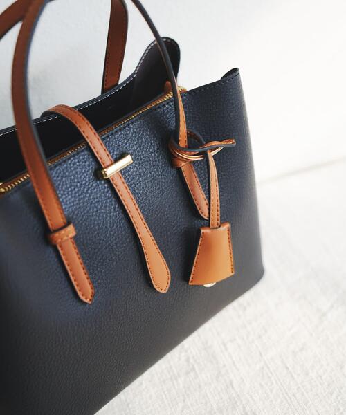 セール】チャーム付ミドルバッグ『Msize』（トートバッグ）｜RODE SKO