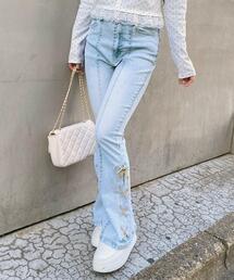 INGNI（イング）の「【WEB限定】サイドレースアップ＆センターシームフレアデニムパンツ（デニムパンツ）」