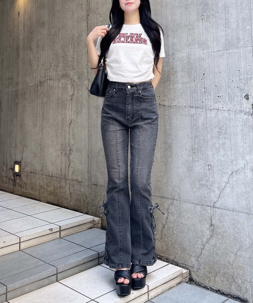 INGNI（イング）の「サイドレースアップ＆センターシームフレアデニムパンツ（デニムパンツ・レディース・ブルー系その他/グレー/ブルー系その他4/ブルー系その他3/ブルー系その他6/グレー系その他2/ブルー系5・M/S）」の10枚目の写真