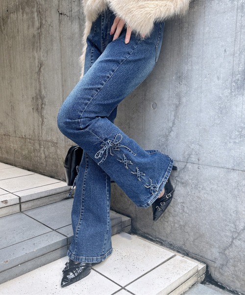 INGNI(イング)の「【WEB限定】サイドレースアップ&センターシームフレアデニムパンツ(デニムパンツ・レディース・ブルー系その他/グレー/ブルー系その他4/ブルー系その他3/ブルー系その他6/グレー系その他2/ブルー系5・M/S)」の22枚目の写真