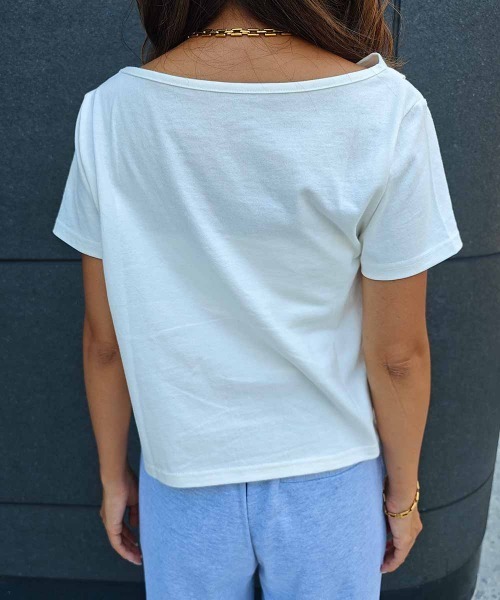 esutoreja(エストレジャ)の「ドレープショートスリーブトップス(Tシャツ/カットソー・レディース・ホワイト/オートミール/ブラック・FREE)」の15枚目の写真