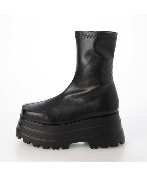 Mafmof（マフモフ）の「Mafmof(マフモフ)9cmトリプルソール厚底ストレッチショートブーツ（ブーツ・レディース・ブラック/ブラック系その他・S/M/L）」の9枚目の写真