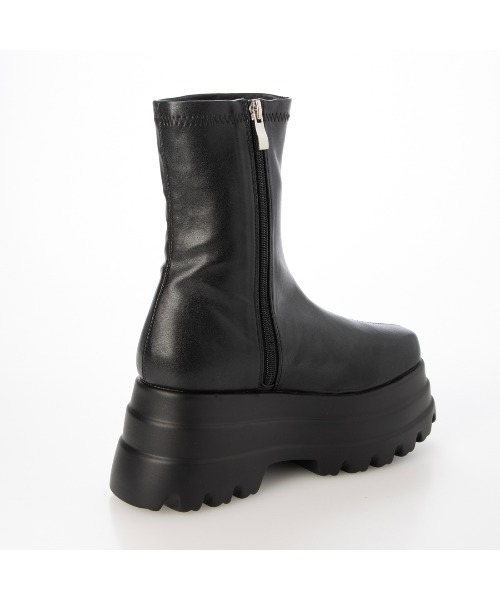 Mafmof（マフモフ）の「Mafmof(マフモフ)9cmトリプルソール厚底ストレッチショートブーツ（ブーツ・レディース・ブラック/ブラック系その他・S/M/L）」の11枚目の写真