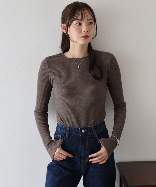 BLUEEAST(ブルーイースト)の「メローリブカットソー(Tシャツ/カットソー・レディース・アイボリー/ブラック/ブラウン・MEDIUM)」の1枚目の写真