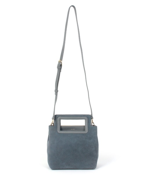 Beau're(ヴュレ)の「BEAURE くり手ハンドル スエード スクエア Bag(ショルダーバッグ・レディース・ネイビー/キャメル・FREE)」の19枚目の写真