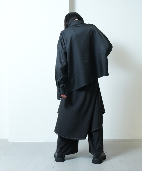 Ruze(ルゼ)の「Asymmetry crow printed shirt / アシンメトリー クロウプリント シャツ(シャツ/ブラウス・メンズ・ブラック・FREE)」の4枚目の写真