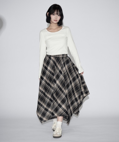 tinkerend(ティンカーエンド)の「Vintage-style Checked Asymmetry Skirt / ヴィンテージ風チェックアシンメトリースカート(スカート・レディース・ブラック/ネイビー・FREE)」の13枚目の写真