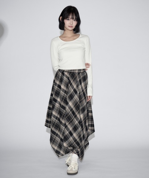 tinkerend(ティンカーエンド)の「Vintage-style Checked Asymmetry Skirt / ヴィンテージ風チェックアシンメトリースカート(スカート・レディース・ブラック/ネイビー・FREE)」の14枚目の写真