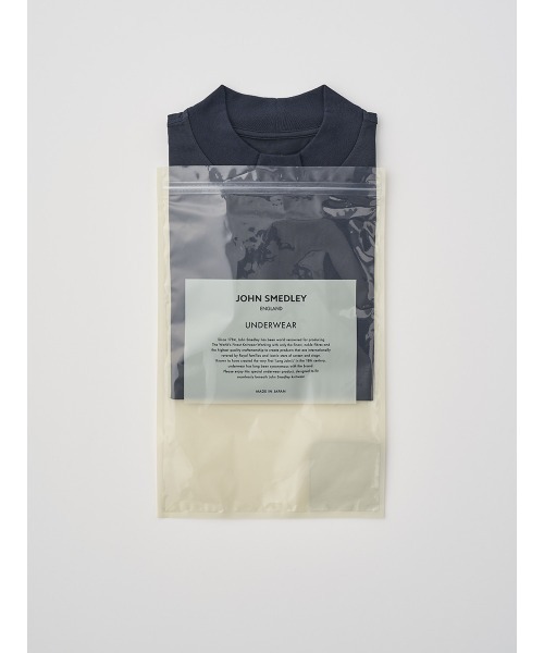 JOHN SMEDLEY(ジョンスメドレー)の「オリジナルコットン天竺長袖モックネックTシャツ(Tシャツ/カットソー・メンズ・ネイビー/ホワイト/ブラック・3/1/4/2)」の6枚目の写真