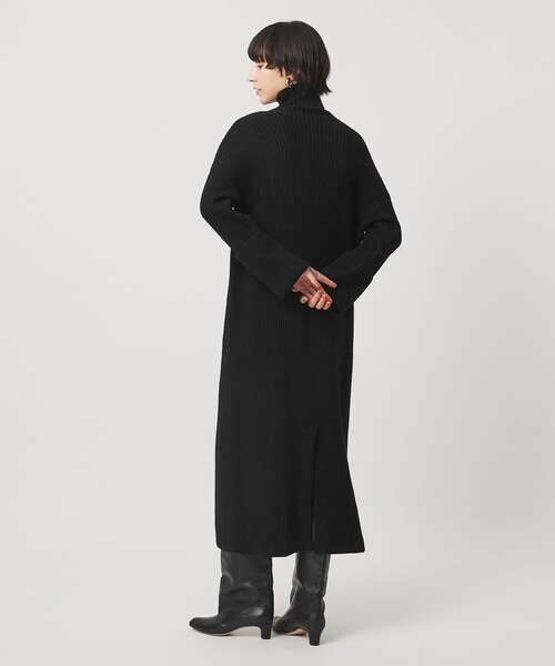 SACRA（サクラ）の「＜SACRA＞Wポケット タートル リブ ワンピース（ワンピース・レディース・ダークグレー/ブラック・38）」の5枚目の写真