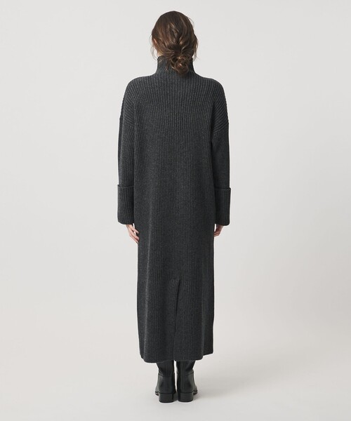 SACRA（サクラ）の「＜SACRA＞Wポケット タートル リブ ワンピース（ワンピース・レディース・ダークグレー/ブラック・38）」の8枚目の写真