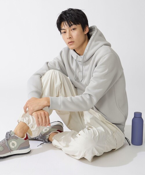 ECOALF(エコアルフ)の「ACT シティ エアリーパーカー UNISEX 【日本限定】(パーカー・メンズ・グレー・S/M/L)」の15枚目の写真