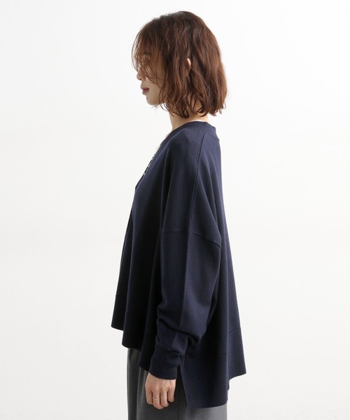 studio CLIP（スタディオクリップ）の「12ゲージウールミックスVネックニットカーディガン（カーディガン/ボレロ・レディース・ネイビー/キャメル/ライトグレー/グリーン・FREE）」の12枚目の写真