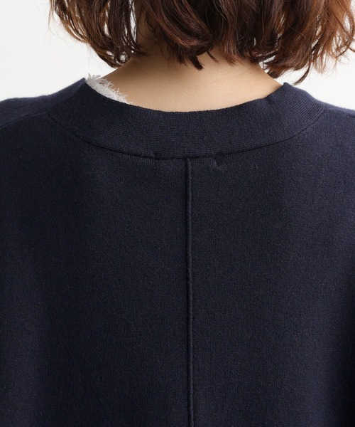 studio CLIP（スタディオクリップ）の「12ゲージウールミックスVネックニットカーディガン（カーディガン/ボレロ・レディース・ネイビー/キャメル/ライトグレー/グリーン・FREE）」の17枚目の写真