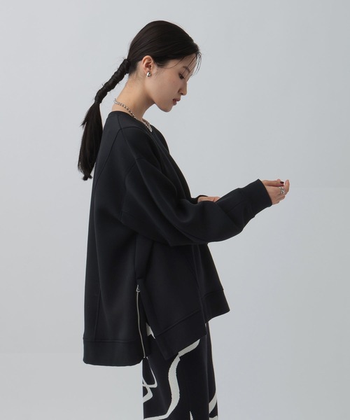 LEPSIM（レプシィム）の「サイドZIPクループルオーバー　595542（スウェット・レディース・ブラック/オフホワイト/グレー/ピンク・FREE）」の13枚目の写真