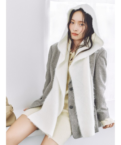 FRAY I.D（フレイアイディー）の「アルパカシャギーフードマフラー（ストール/ショール・レディース・イエロー/アイボリー・F）」の4枚目の写真