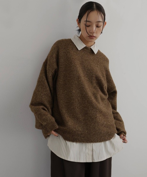 hellam(へラム)の「クルーネックカラーニットプルオーバー(ニット/セーター・レディース・カーキ/杢グレー/ブルー/チャコール/オートミール/マスタード/ブラウン/ピンク・FREE)」の7枚目の写真